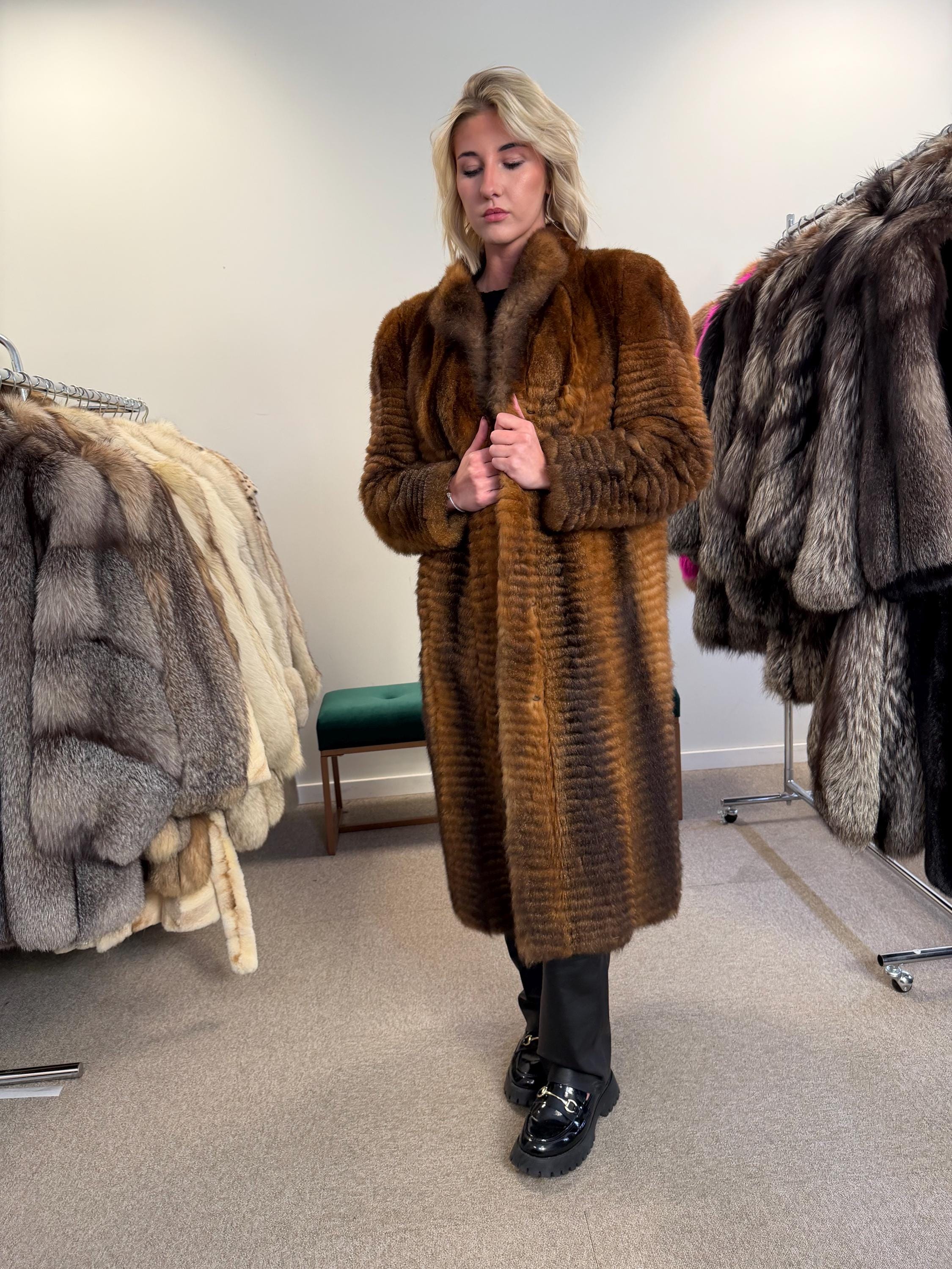 Black Possum Fur Coat, Large Size, Luxury Fur Coat, Real Fur Coat, Full-Length Possum Fur Coat, Vintage Fur Coat, Women's Fur Coat, Real Fur