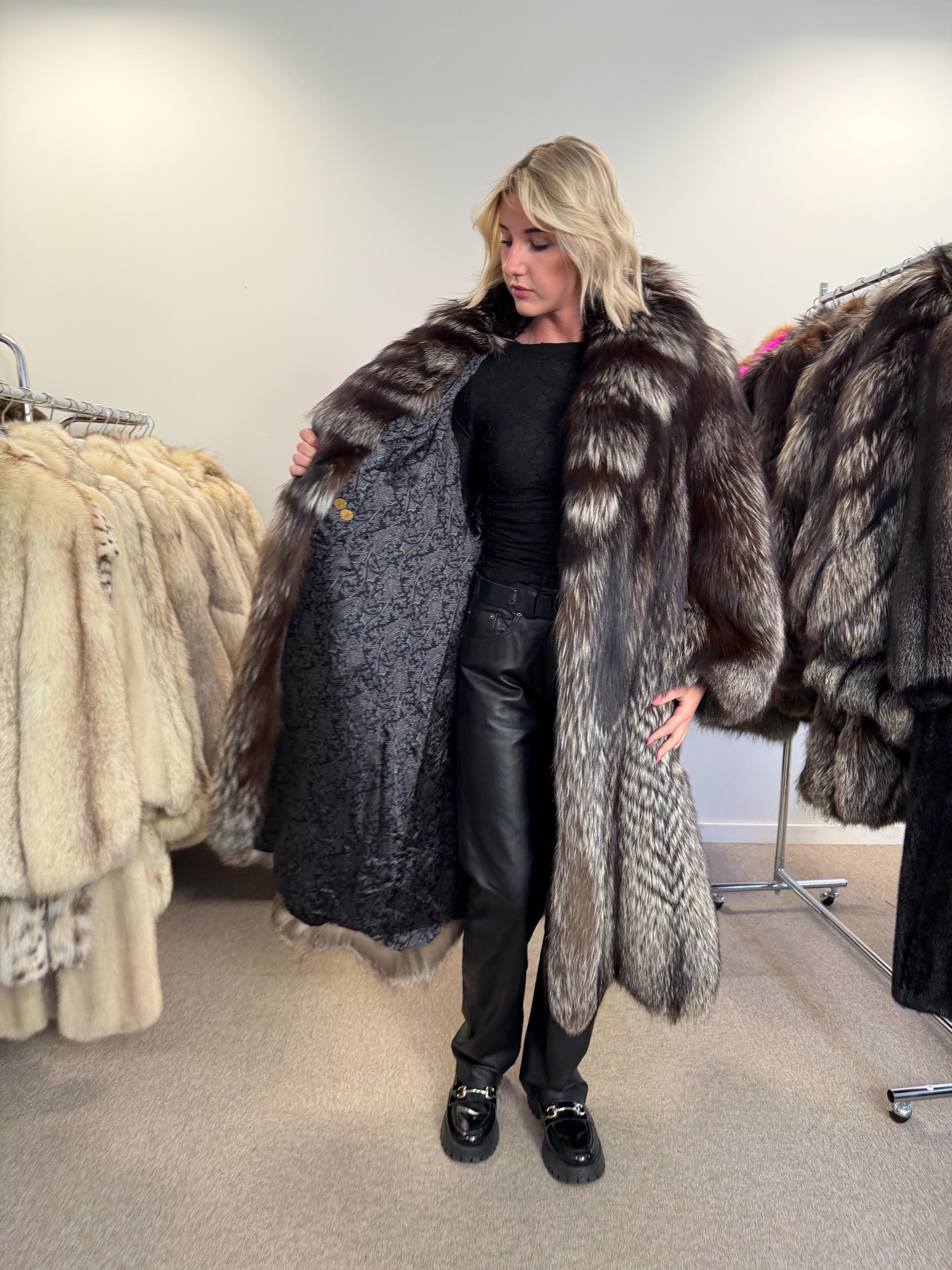 Silver Fox Fur Coat, XL Size, Real Fur Coat, Vintage Fox Fur, Fox Silver Coat, Women Fox Fur Coat, Real Fox, Nordic Fox, Elegant Fox Fur