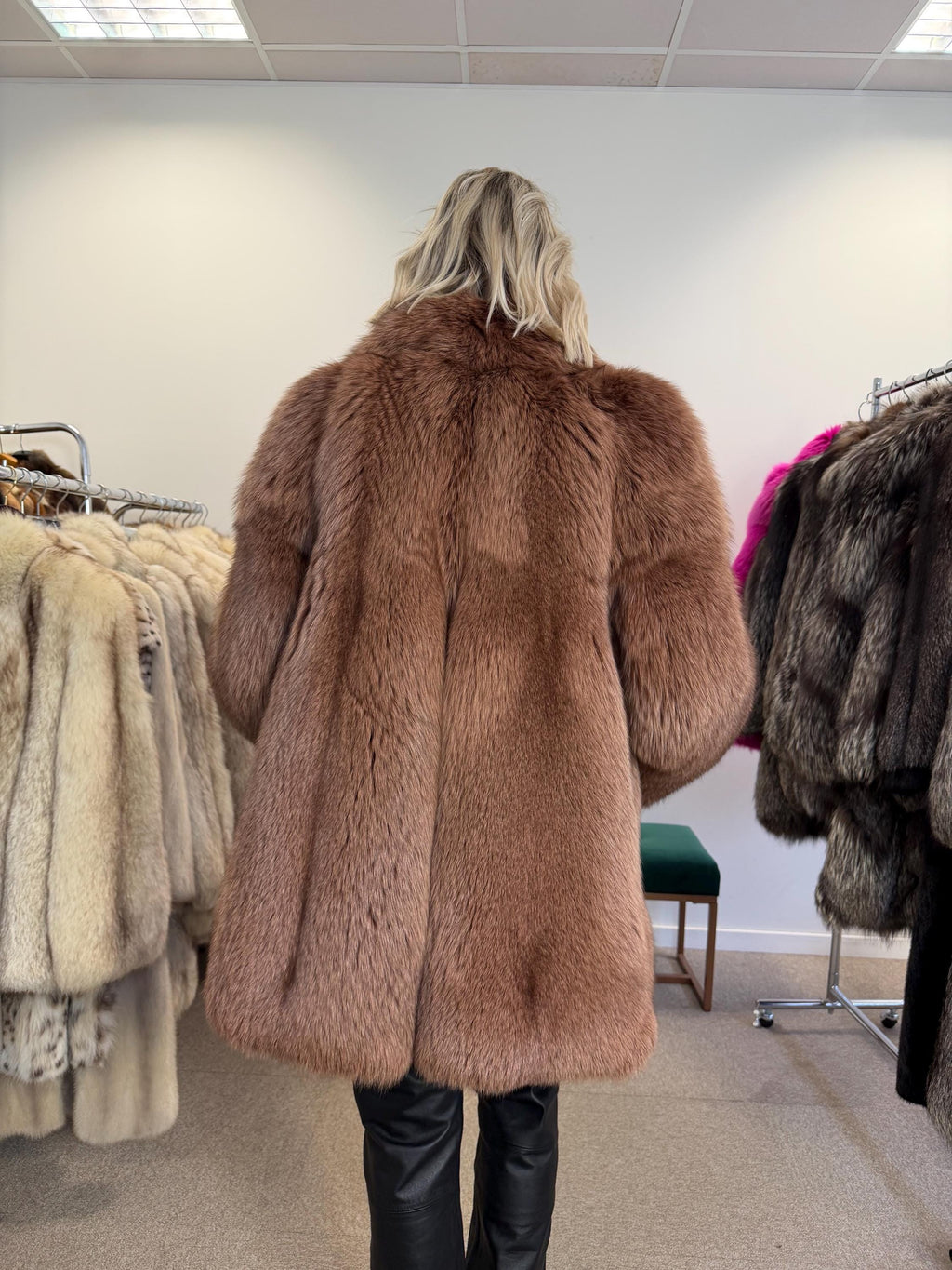 Sable colour Brown fox fur coat full fluffy, medium size, real fur coat, fox fur coat, fur coat women, vintage fur coat, excellent