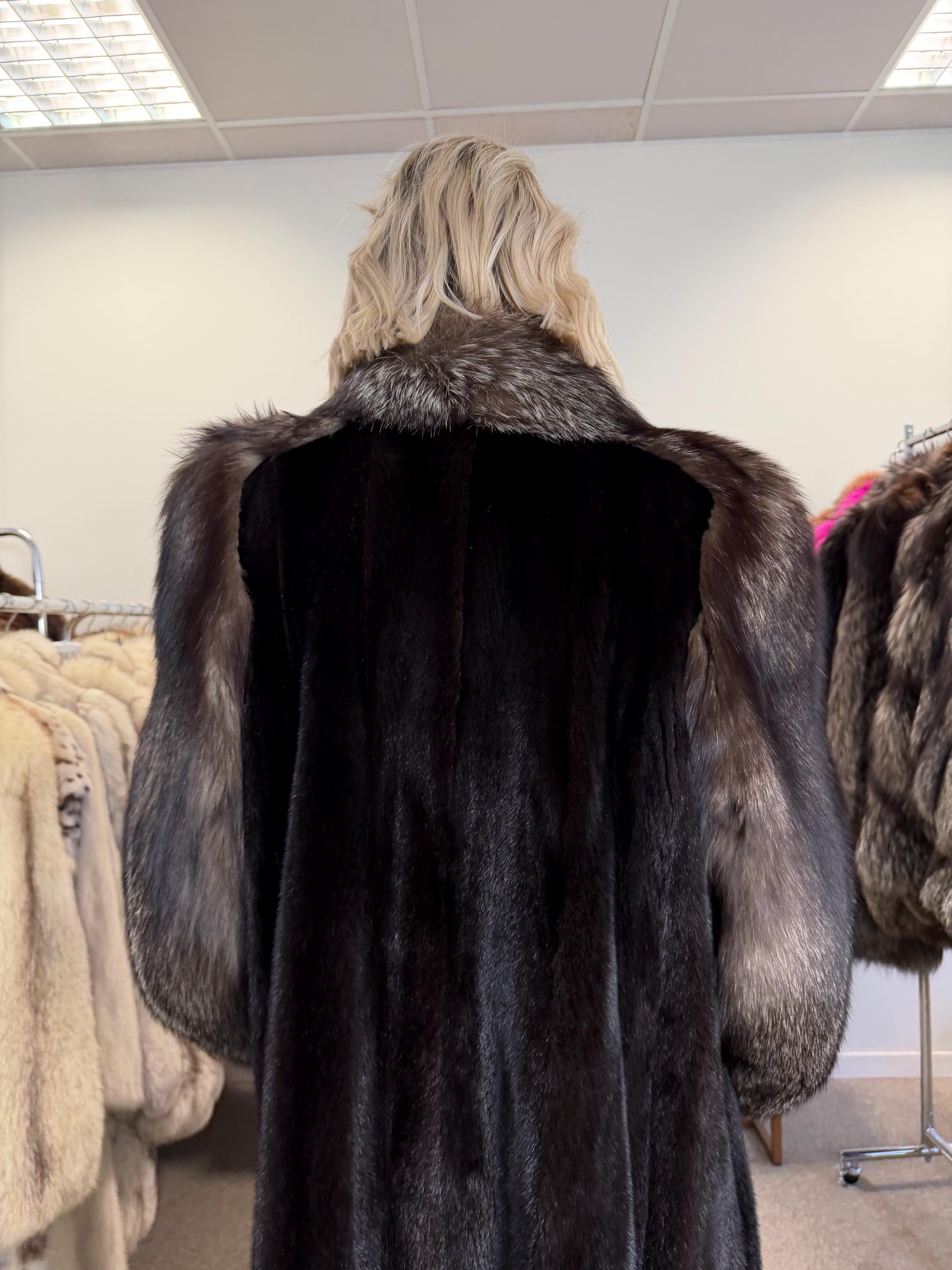 Black Mink Fur Coat, Large Size, Full Black Fur Coat, Excellent Real Black Mink Fur, Vintage Fur Coat, Rare Find Mink Coat, High Fur Quality