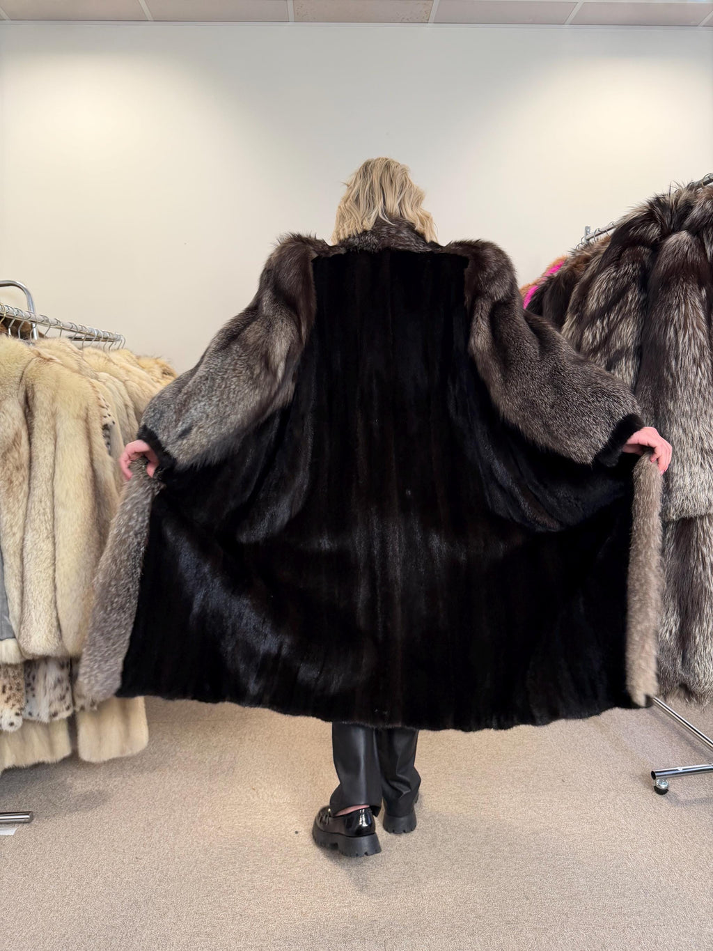 Black Mink Fur Coat, Large Size, Full Black Fur Coat, Excellent Real Black Mink Fur, Vintage Fur Coat, Rare Find Mink Coat, High Fur Quality