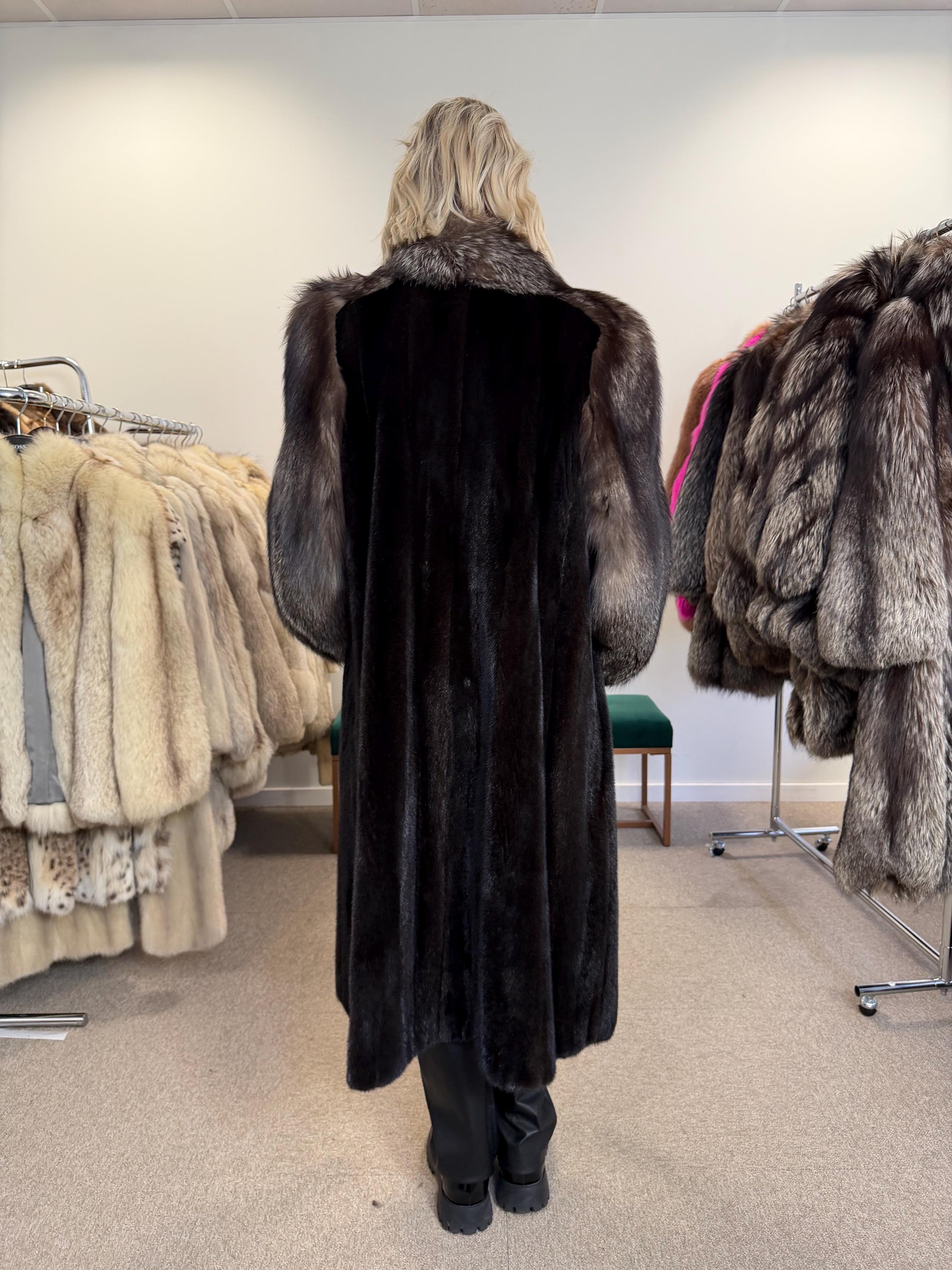Black Mink Fur Coat, Large Size, Full Black Fur Coat, Excellent Real Black Mink Fur, Vintage Fur Coat, Rare Find Mink Coat, High Fur Quality
