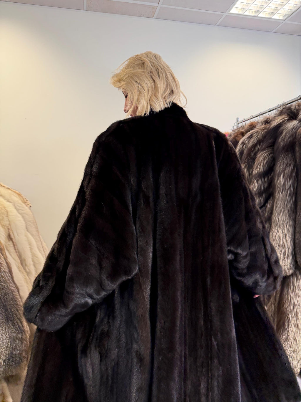 Dark Brown Mink Fur Coat, XXL Size, Mink Coat, Real Fur Coat, Fur Coats, Mink Fur Coat, Brown Mink, Long Coat, Swinger Fur Coat, USA coat