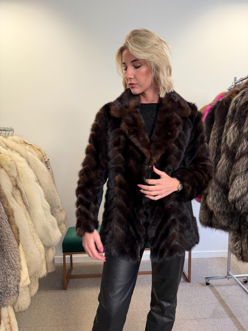 Dark Brown Mink Fur Jacket, Medium Size, Mink Coat, Real Fur Jacket, Fur Coats, Mink Fur, Brown Mink, Fur, Fur Jacket Mink, Brown Fur Coat