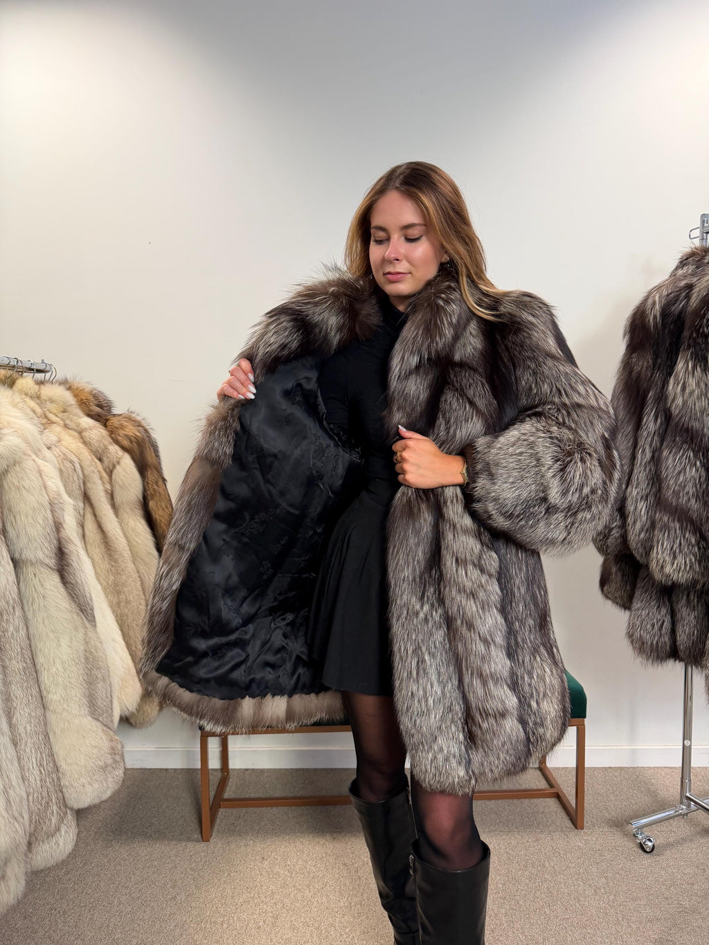 Silver Fox Fur Coat, Medium Size, Real Fur Coat, Vintage Fox Fur, Silver Fox Fur Coat, Women's Fur Coat, Real Fox, Nordic Fox, Elegant Coat