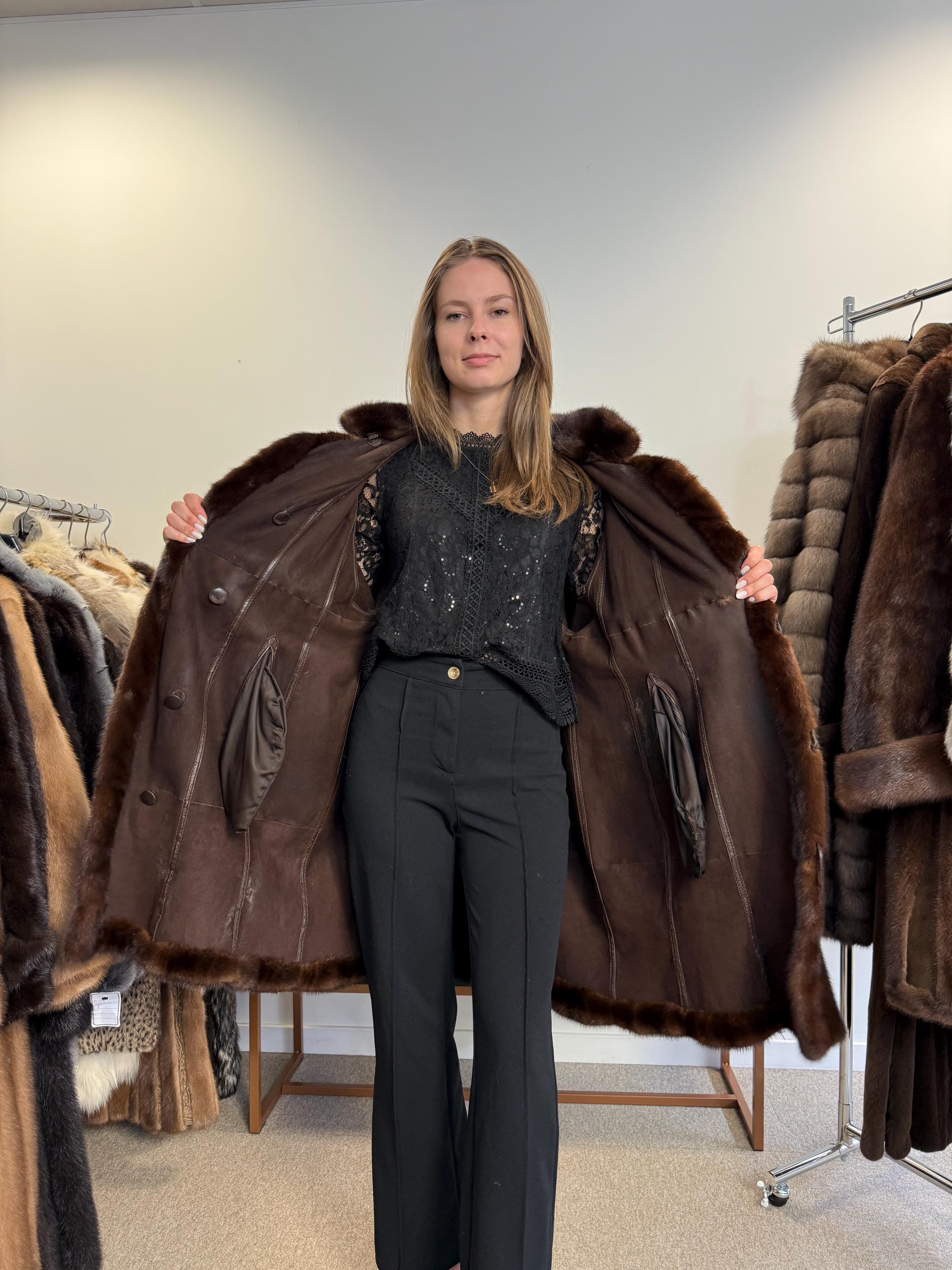 Luxury Real Mink Leather Coat – Vintage Brown Women’s Outerwear
