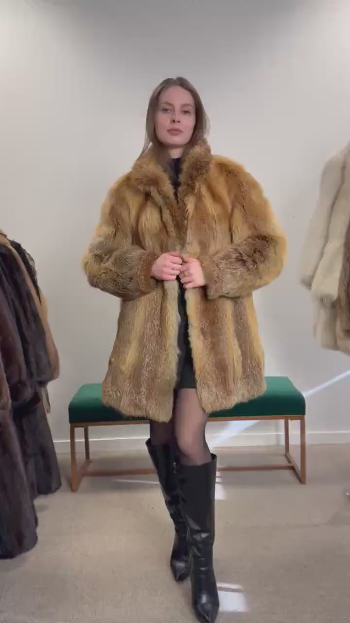 Outlet Red Fox Fur Coat, Medium Size, Vintage Fur Coat, Fur Coat Women, Real Fox Coat, Fox Fur Jacket, Fur, Fox Coat, Red Fox,damaged lining