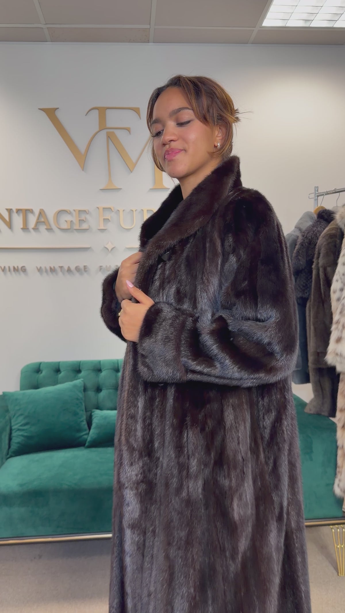 Dark Brown Mink Fur Coat, M/L, Frankfurt