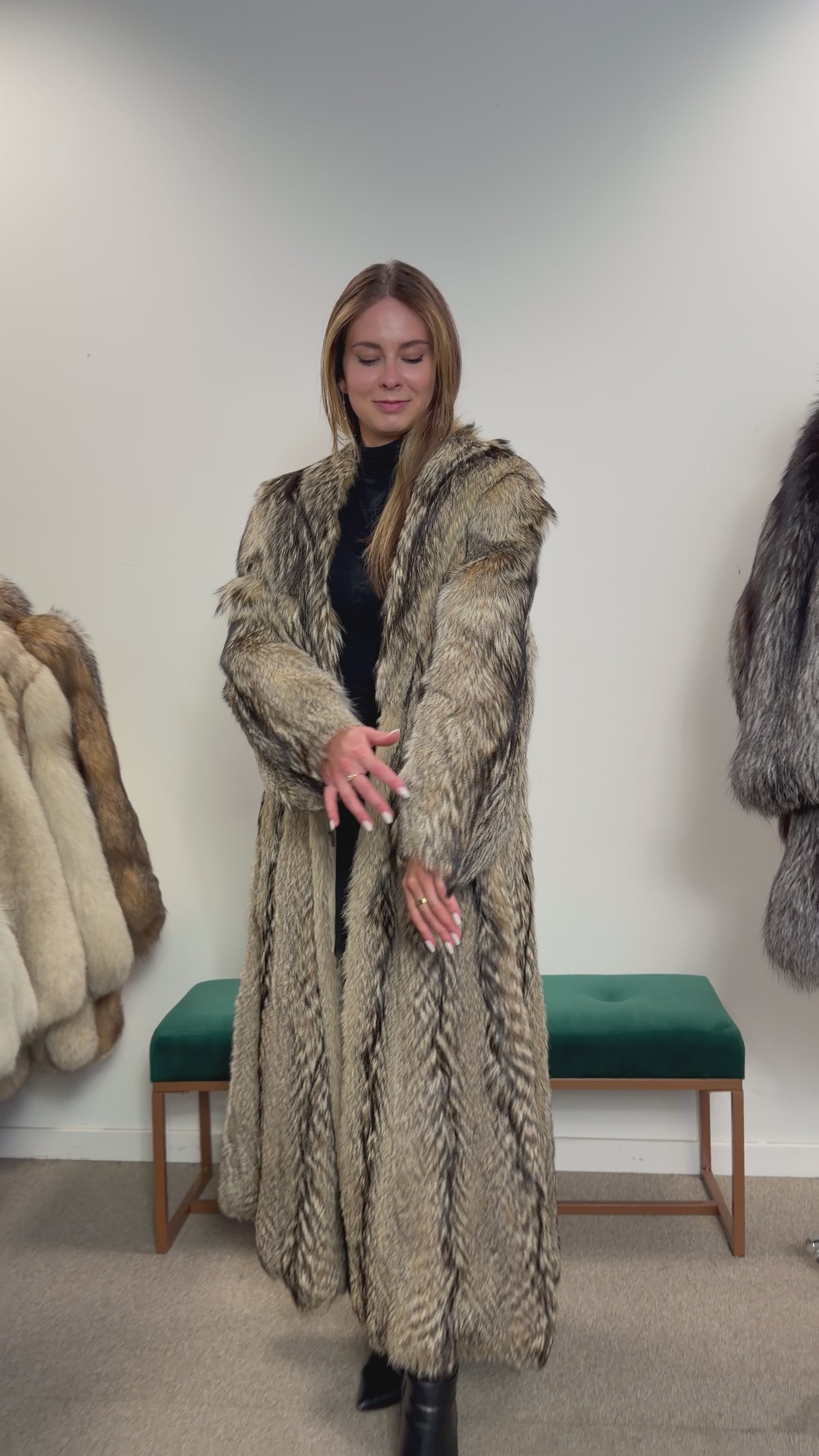 Raccoon Real Fur Coat, Size L, Full Length