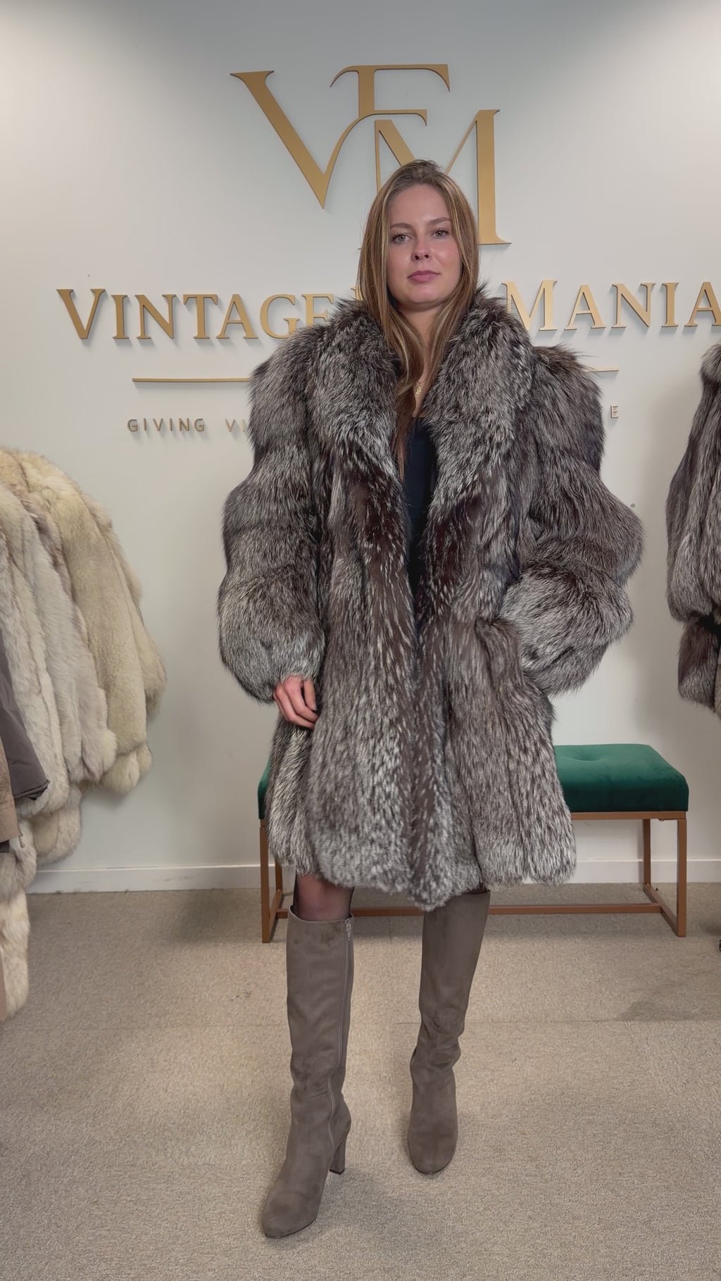 Silver Fox Fur Coat, XL, SAGA, Fluffy