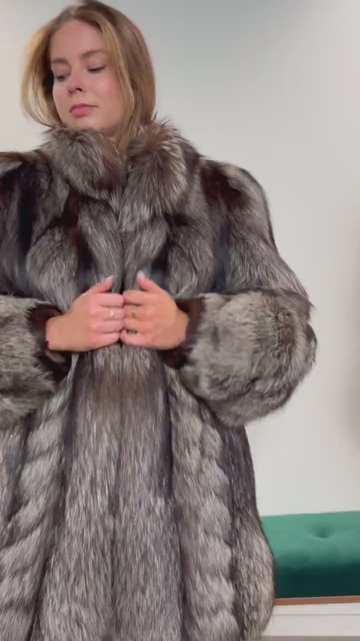 Silver Fox Fur Coat, Medium Size, Real Fur Coat, Vintage Fox Fur, Silver Fox Fur Coat, Women's Fur Coat, Real Fox, Nordic Fox, Elegant Coat