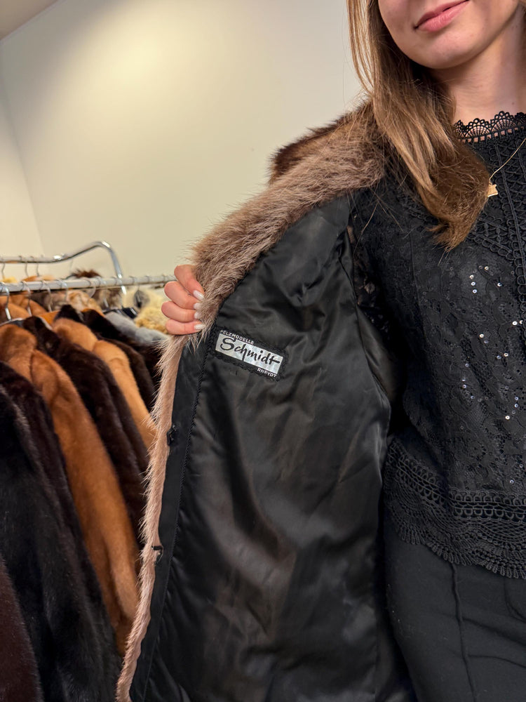 High quality natural raccoon fur, soft and thick texture detail of vintage coat, XL size.