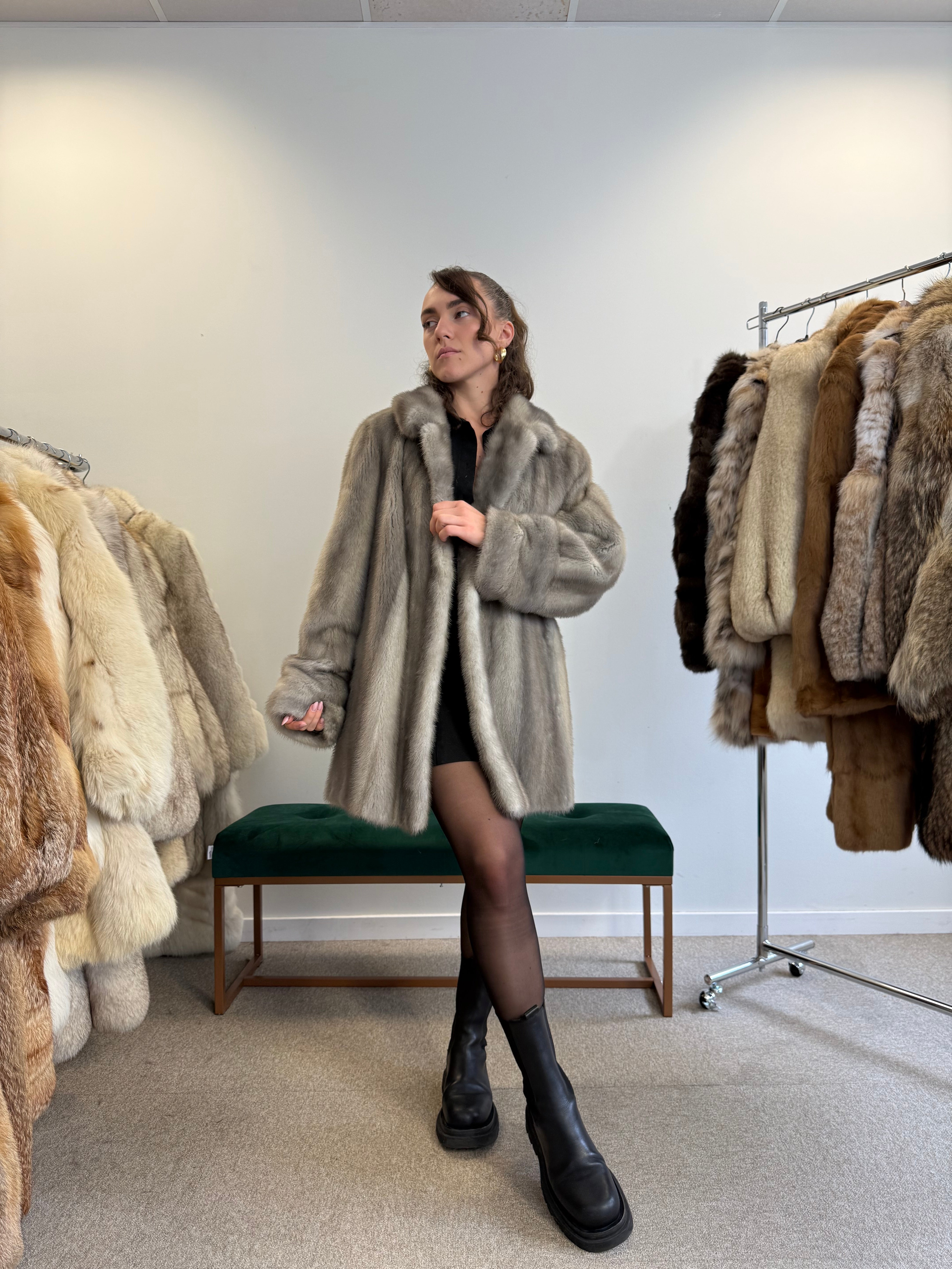 Real Grey Mink Jacket – Soft, Thick Fur in Excellent Condition