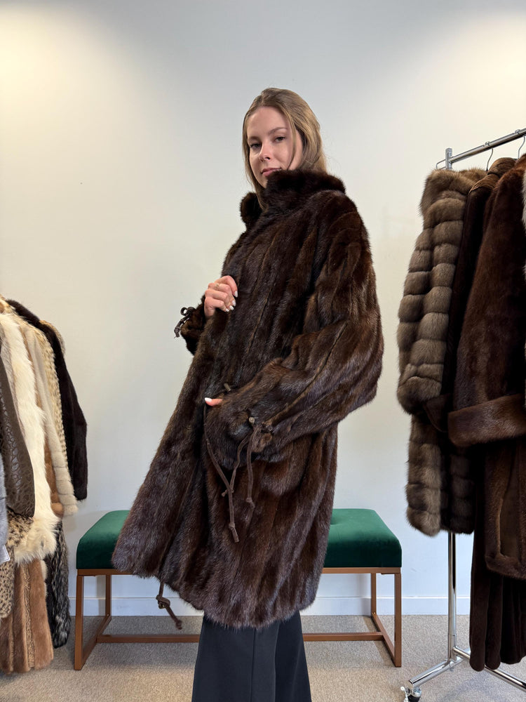 Vintage Real Brown Mink Fur Coat – Large Women’s Classic Style
