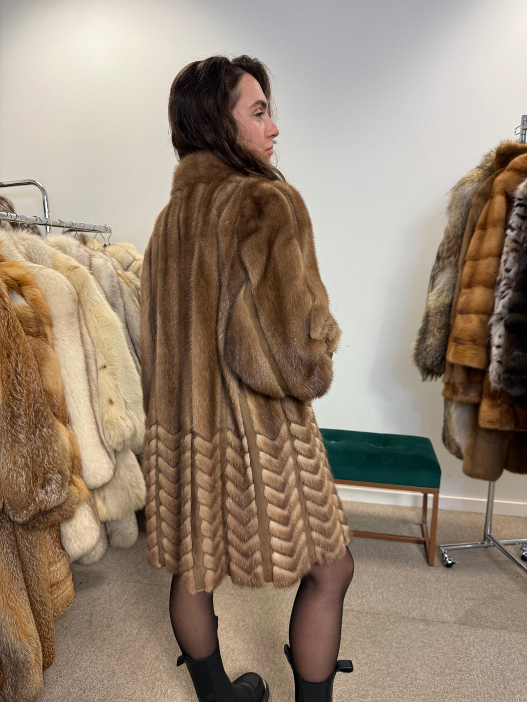 Vintage Designer Mink Coat – XL Size, Soft and Glossy Real Fur
