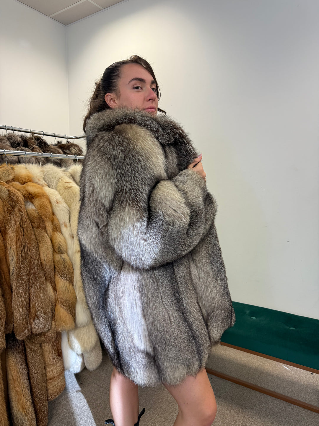 Women’s Medium Crystal Fox Coat, Real Fur, Soft and Luxurious